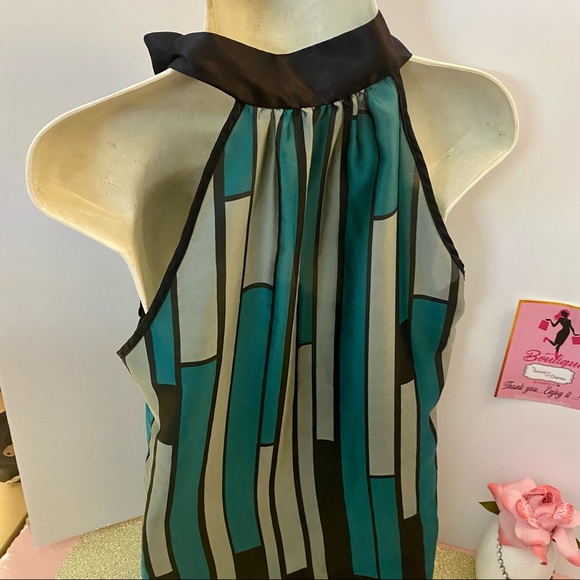 Sleeveless Blouse size S / M - Picture 7 of 13